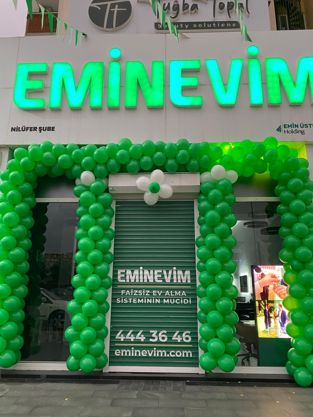 Eminevim Nilüfer Şube Balon Kemer Süslemesi ve Açılış